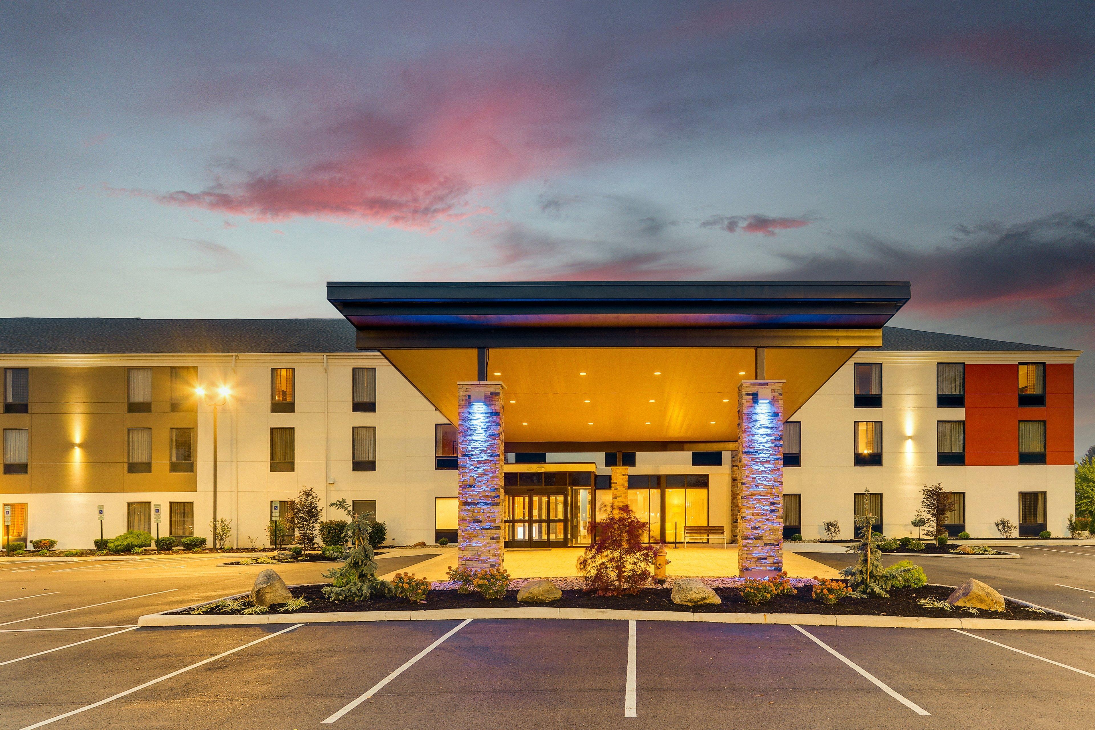 Holiday Inn Express & Suites Troy By Ihg Luaran gambar