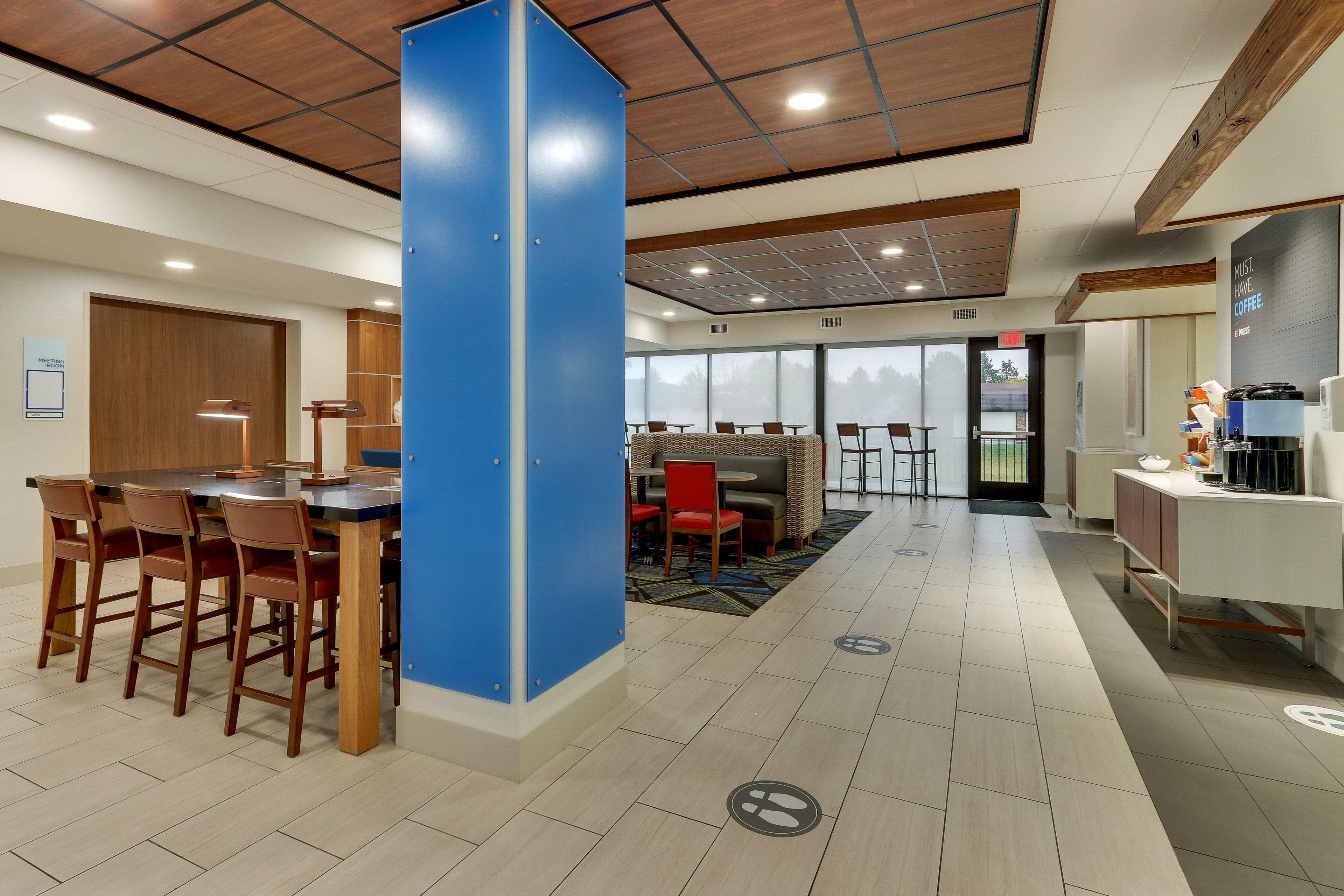 Holiday Inn Express & Suites Troy By Ihg Luaran gambar