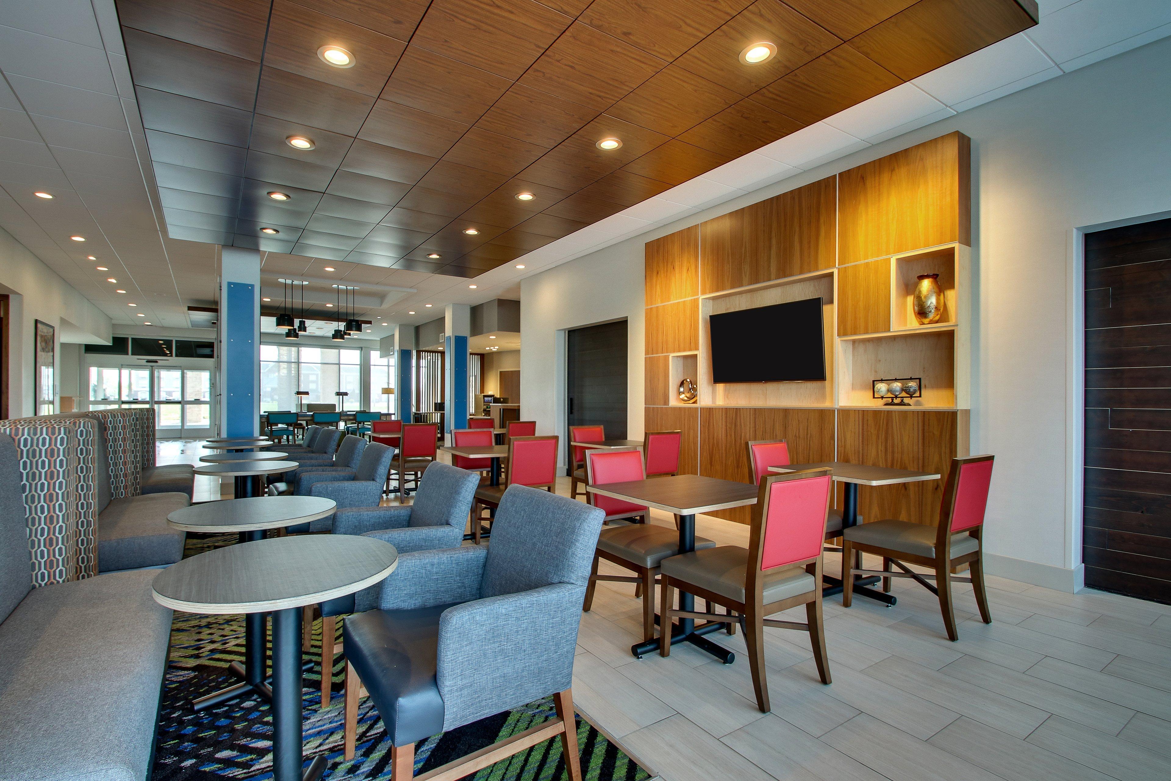 Holiday Inn Express & Suites Troy By Ihg Luaran gambar